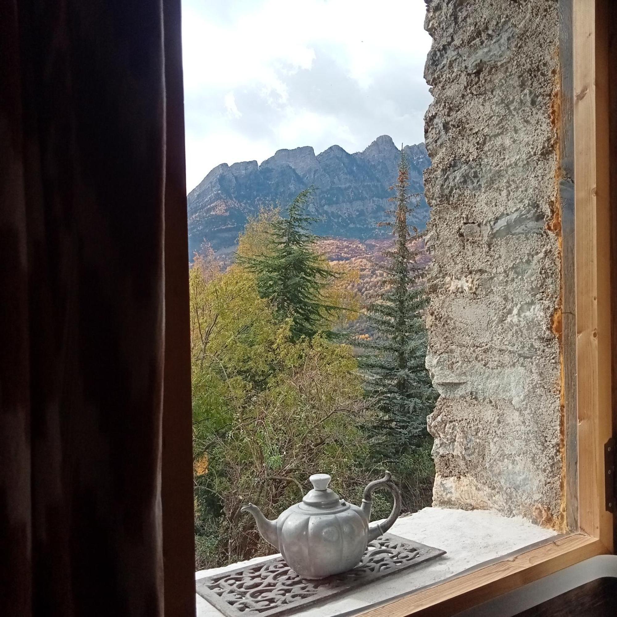 Suite En Cuadra Pajar, Casa Rural Ос-де-Хака Экстерьер фото