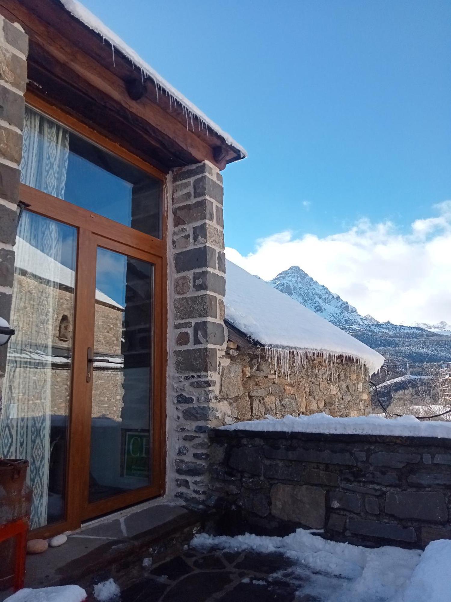 Suite En Cuadra Pajar, Casa Rural Ос-де-Хака Экстерьер фото